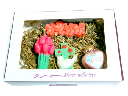 Set Cadou model A3 cu 4 lumanari parfumate, 430g